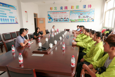 暖阳照仲秋，文化润童心——山东省文化馆暖阳艺术团慰问农民工子弟系列活动侧记